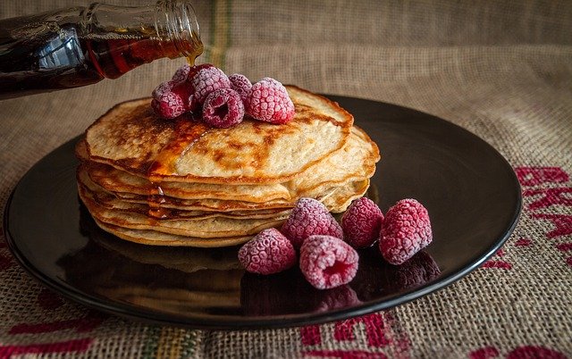 The Best Simple Vegan Pancakes